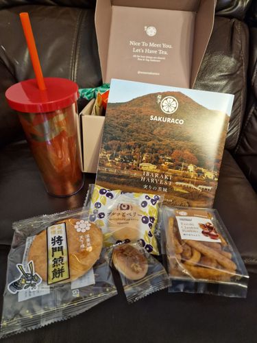 Snacks from www.sakuraco.com 