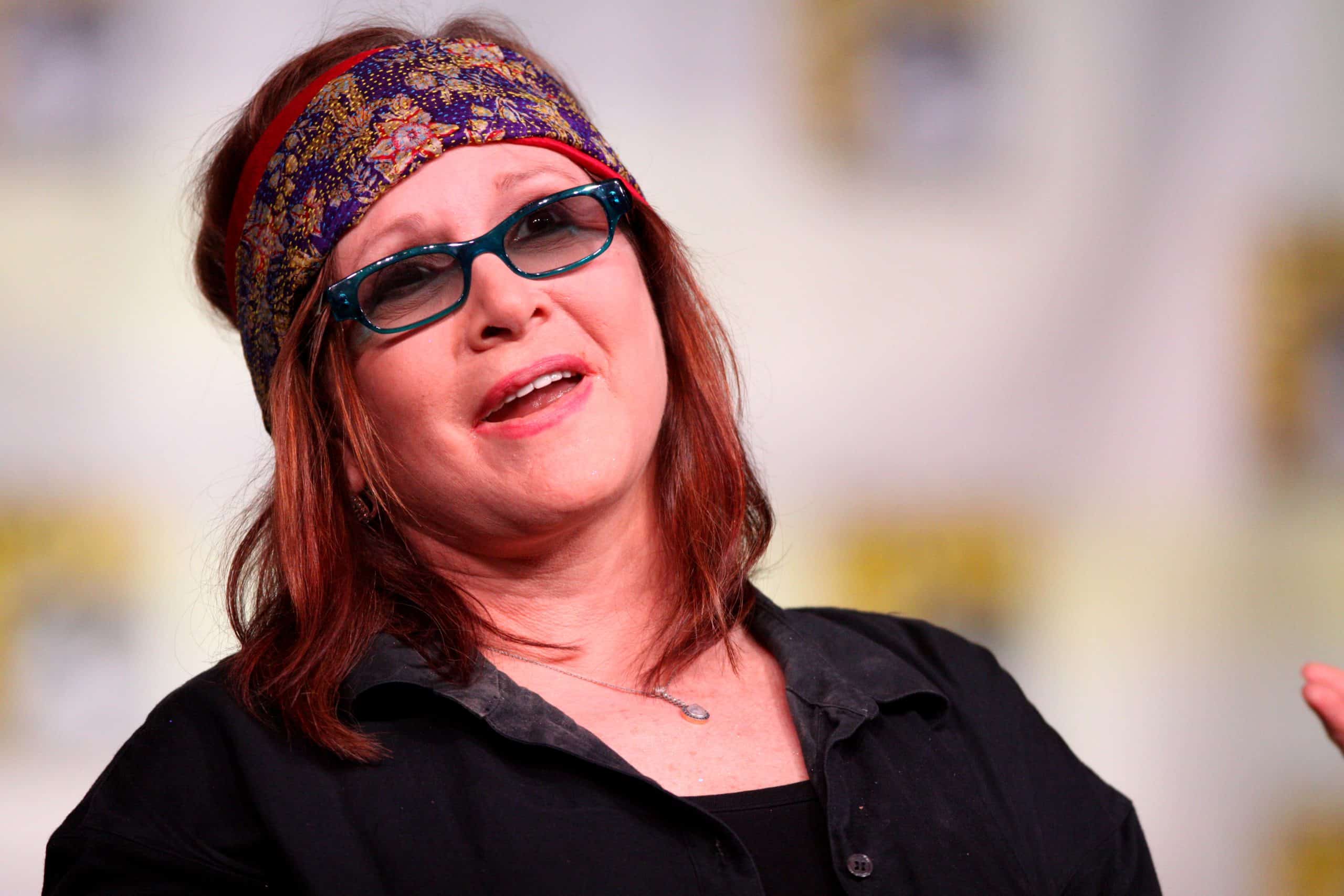 Carrie Fisher speaking at the 2012 San Diego Comic-Con International. Image: Gage Skidmore