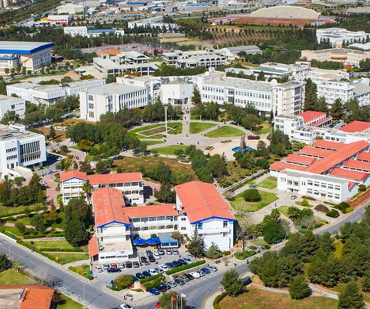 Mert Muhlis - Doğu Akdeniz Üniversitesi - Kıbrıs