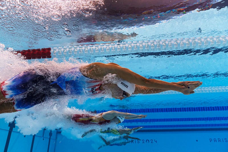 Singapore 2025 - Day 1 Heats: Olympic Champ Huske Out Of 100 'Fly Heats As Gastoenteritis Bites USA