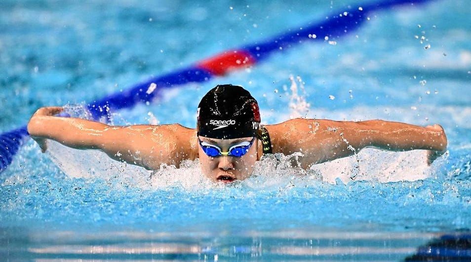 China's Yu Zidi, The First 12-Year-Old Ever In A Global Title Tilt Tonight, Is Too Young To Hold World Junior Records post image