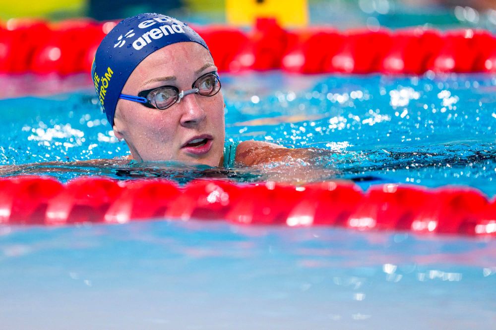 Sarah & The Other Jets Soaring In Semis On Day 5 post image