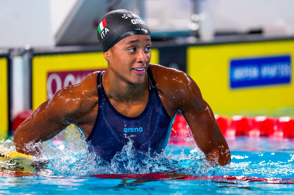 Curtis Strikes Again: 26.56 For 2nd WR In 24 Hours & 1st 50 Back Crown For Italy post image