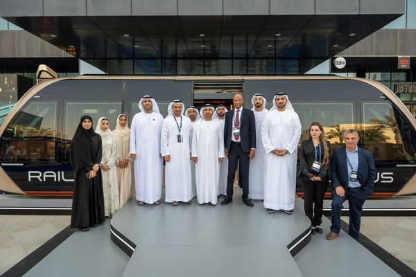 RTA Visits RAILBUS at the Doers Summit