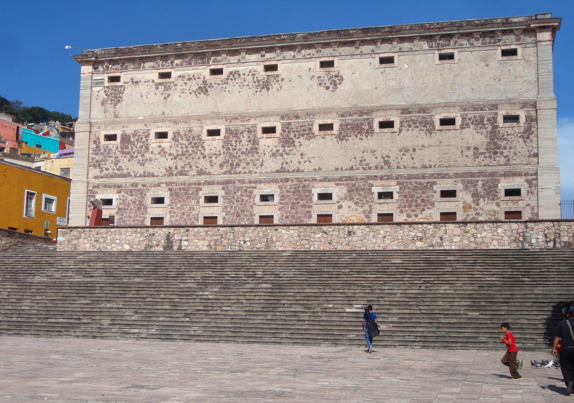 The fortress-like stone exterior of the Alhóndiga de Granaditas in Guanajuato