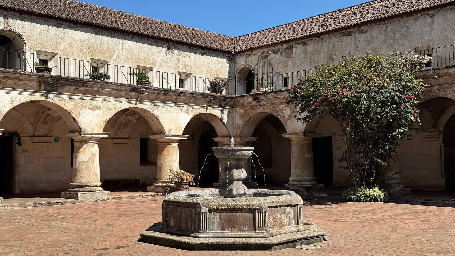 The ruins and circular tower of Convento de las Capuchinas