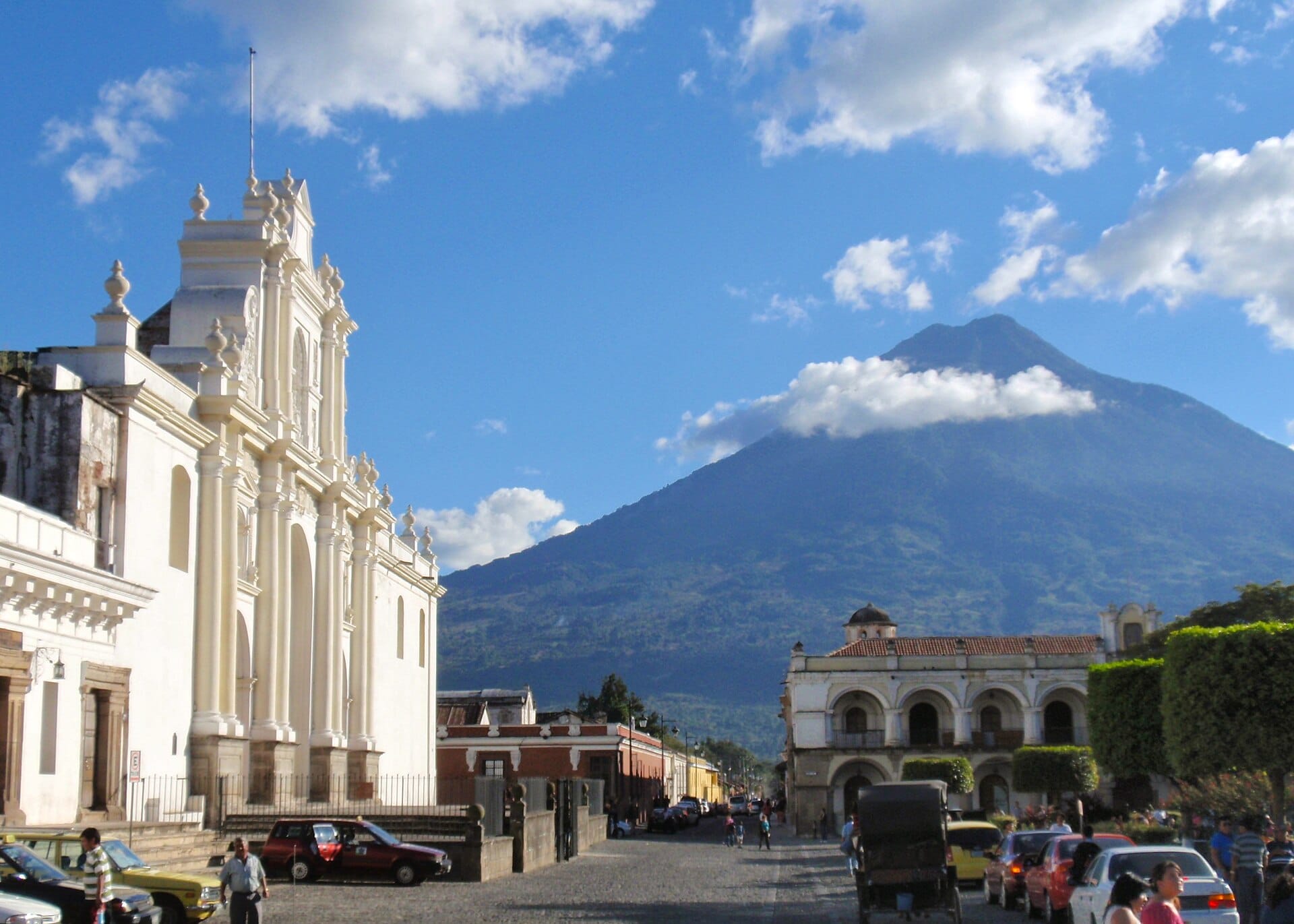 The ruined arches behind the Cathedral of San Jose in Antigua
