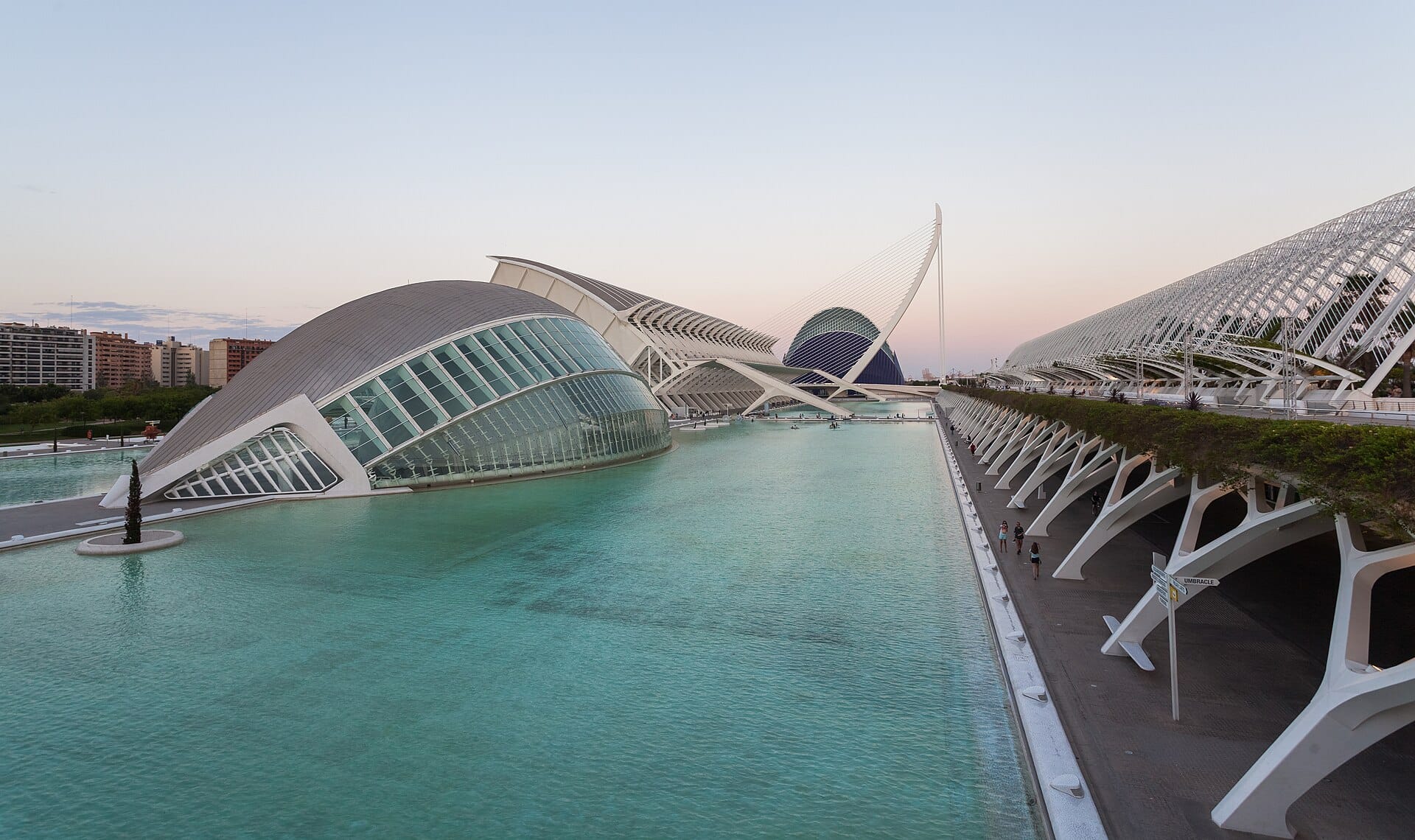 Valencia 2026: The Complete Guide to Spain's Sun, Rice and Riverbed City