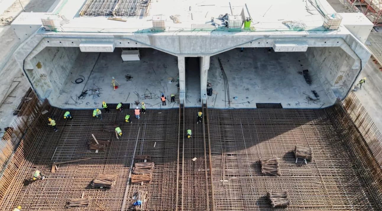 Construction of the tunnel that will connect Iraq's coastal region to international trade links through Turkey. Photo: Mohammed Aty/Reuters