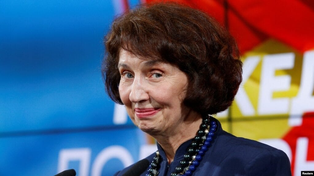 Gordana Siljanovska-Davkova addresses a press conference announcing her victory in North Macedonia’s presidential election. Photo: Reuters via RFE