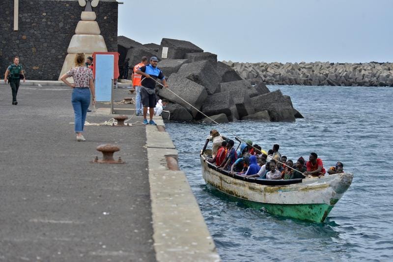 A boat with migrants arrives at La Restinga in the Canary Islands. Photo: AP