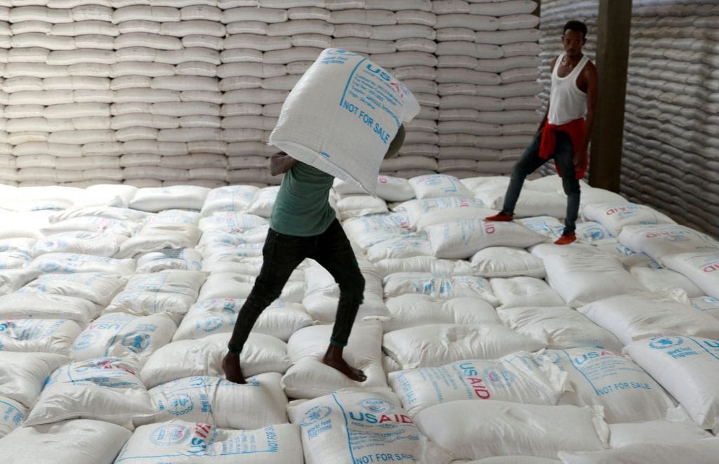 Grain sent from Ukraine arrives in Adama town, Ethiopia, September 8, 2022. Photo: Tiksa Negeri/Reuters