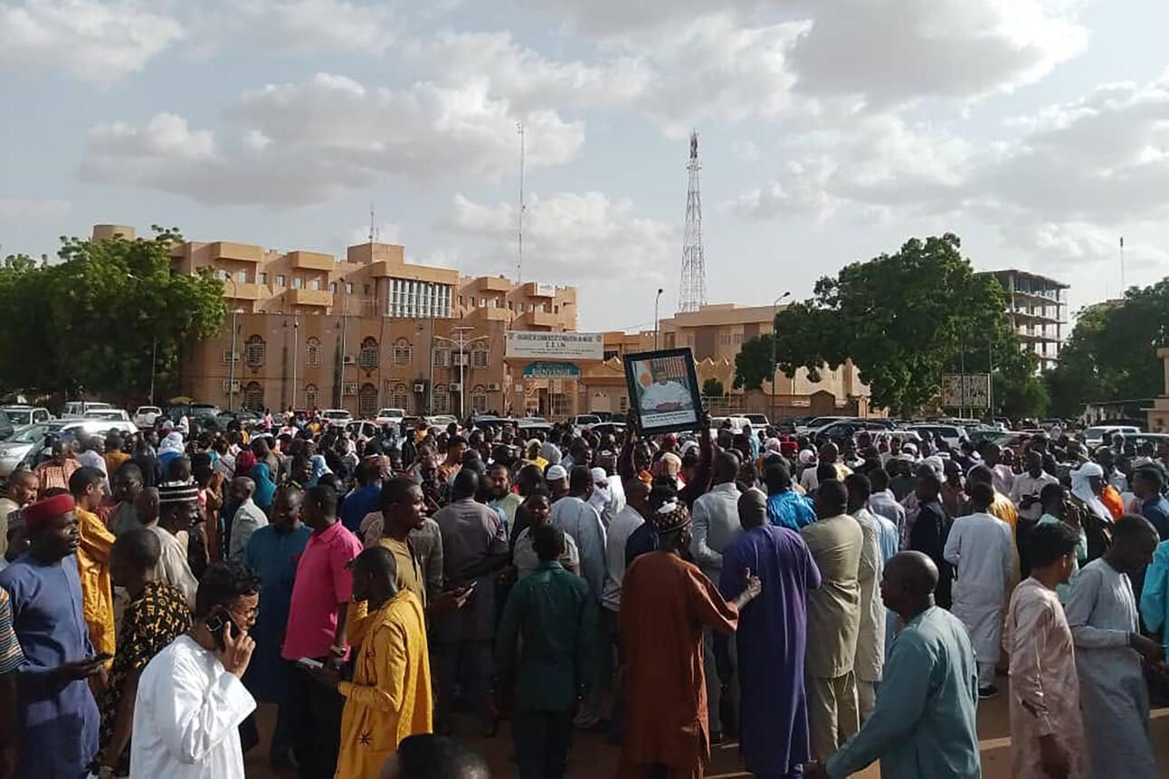 Residents of Niger’s capital, Niamey, gather to protest the coup that ousted President Mohammed Bazoum. Photo: Niger presidential office via Facebook