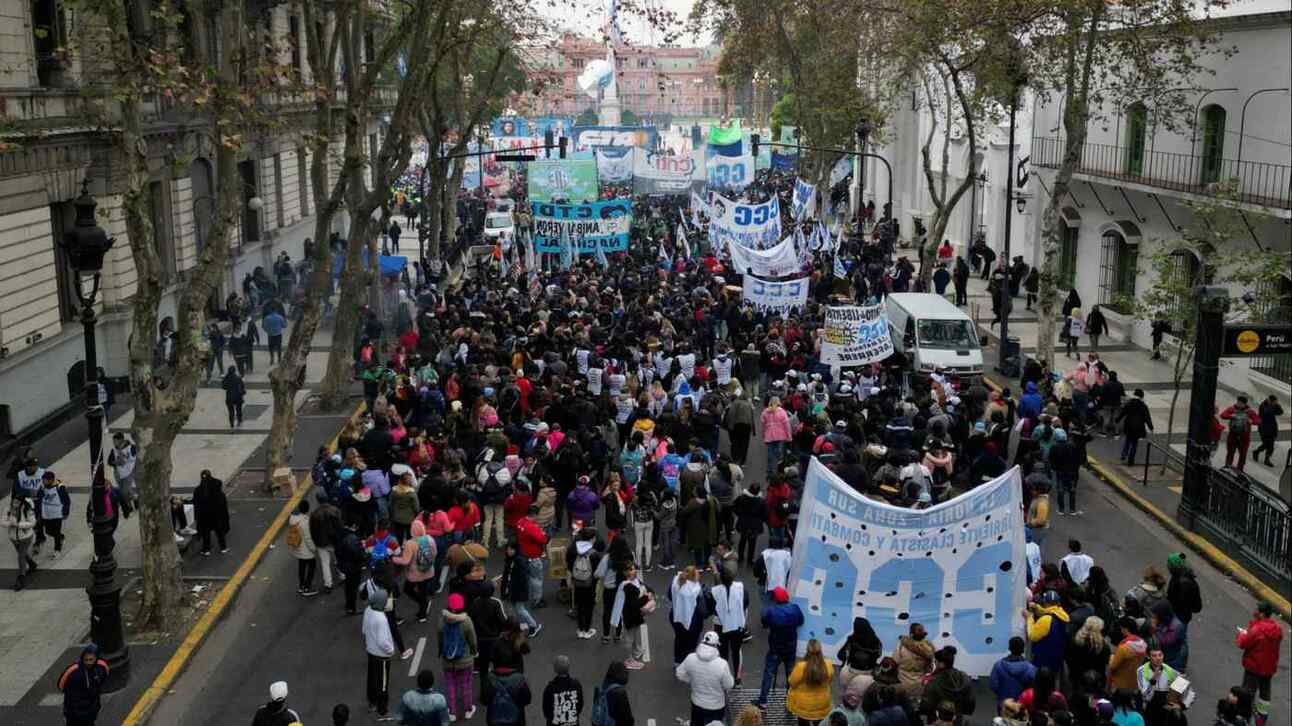 Protesters gather near the presidential palace in Buenos Aires in June after inflation in the country hit 114%. Photo: Miguel Lo Bianco/Reuters