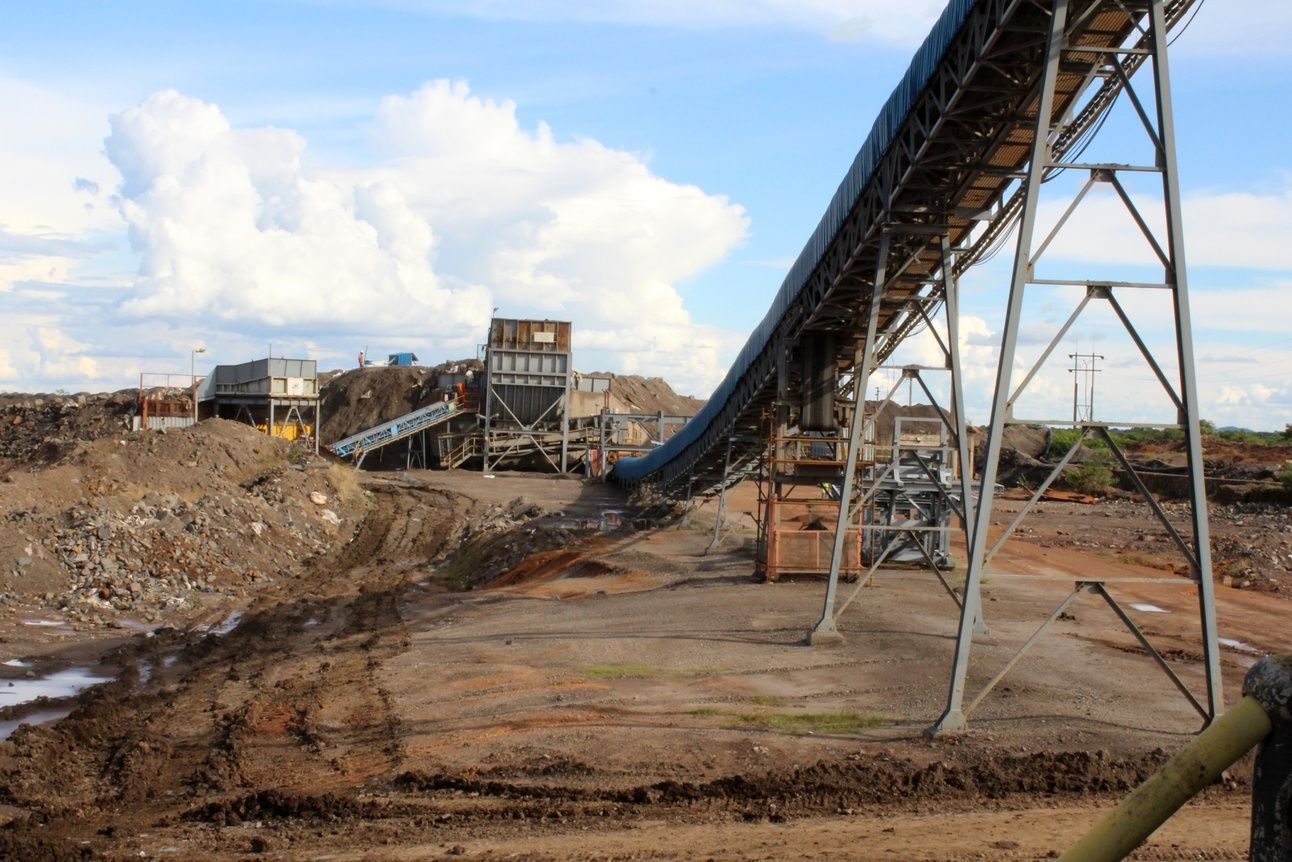 A cobalt mine in the Democratic Republic of Congo. Photo: Lucien Kahozi/Bloomberg