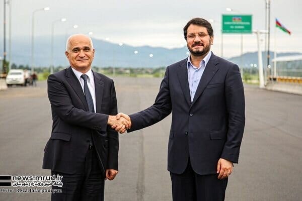 Iranian Minister of Transport and Urban Development Mehrdad Bazrpash and Deputy Prime Minister of Azerbaijan Shahin Mustafayev