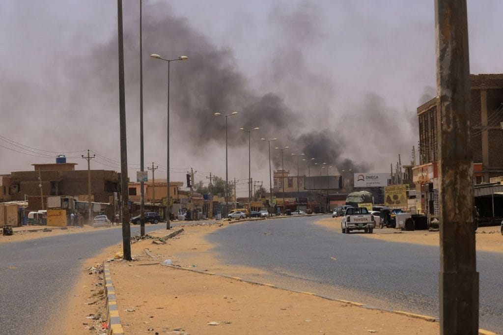 Smoke rises during clashes between the Paramilitary Rapid Support Forces and the army in Omdurman, Sudan. Photo: Mohamed Nureldin Abdallah/Reuters