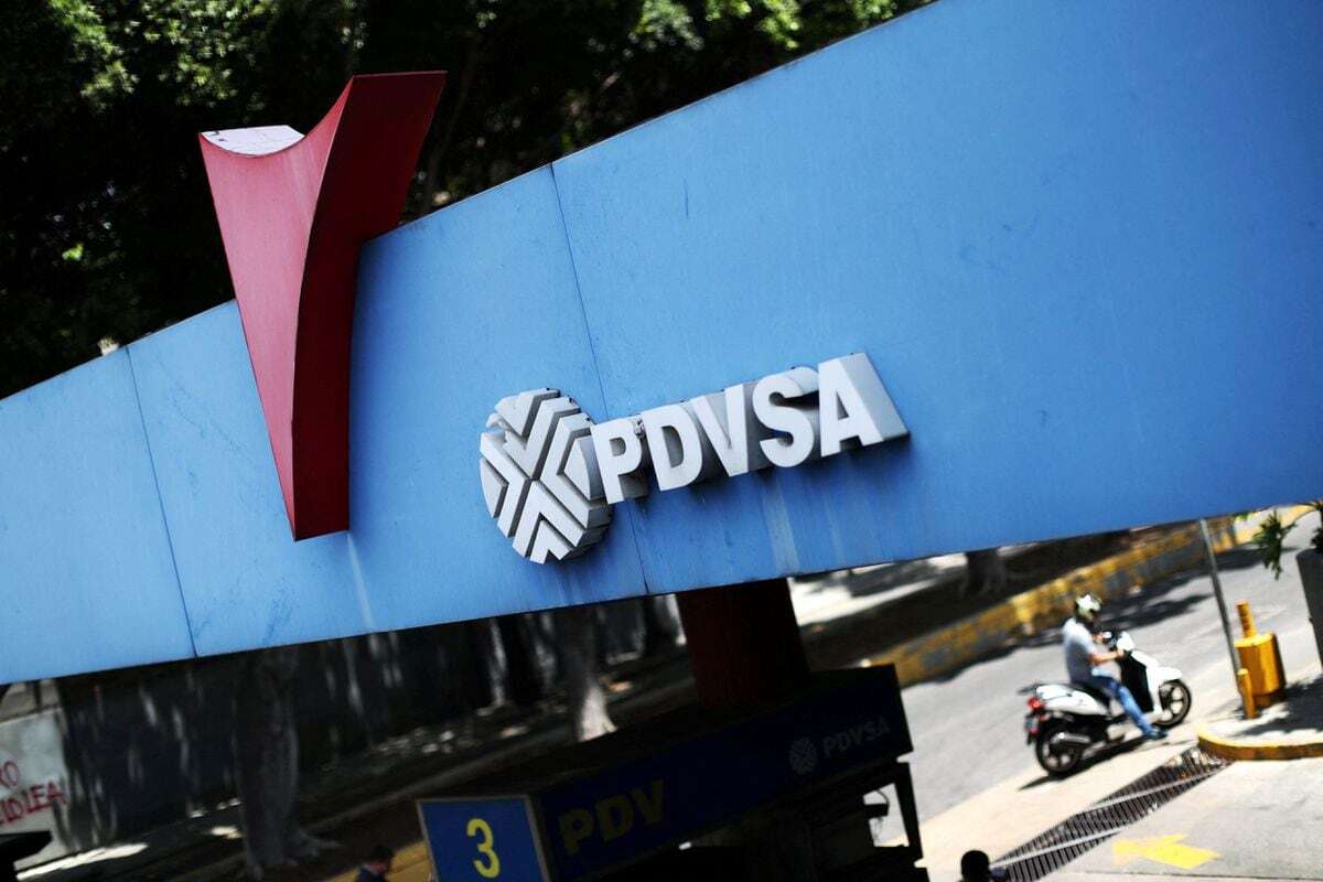 State oil company PDVSA’s logo at a gas station in Caracas. Photo: Ivan Alvarado/Reuters