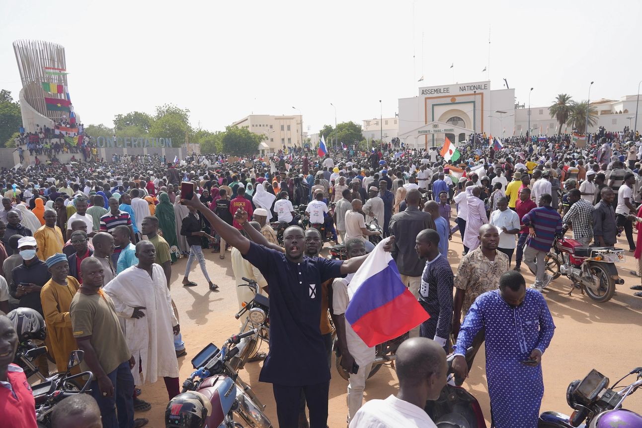 At a protest in the capital Niamey, some protesters carried Russian flags. Photo: Sam Mednick/AP