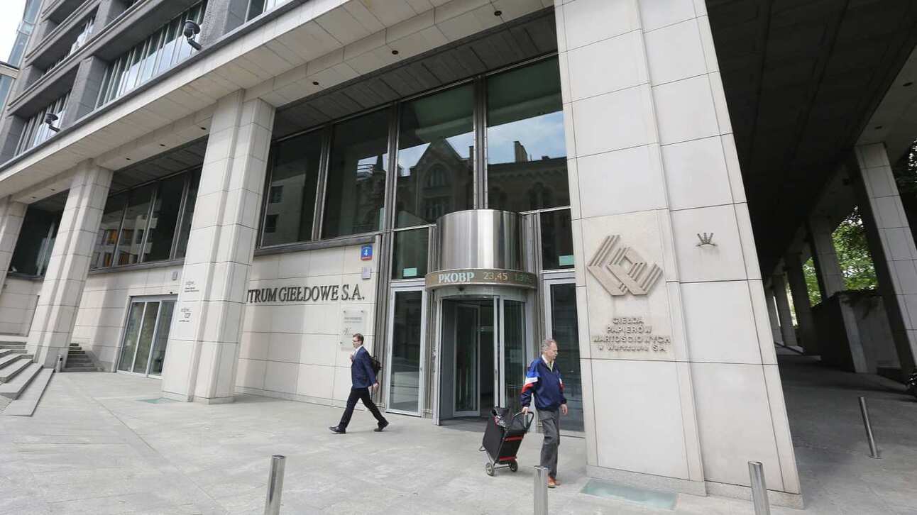 Warsaw’s stock exchange. Photo: Czarek Sokolowski/AP