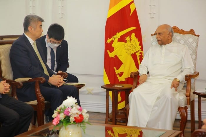 Sri Lanka’s Prime Minister Dinesh Gunawardena with the Chinese delegation. Photo via Newswire.lk