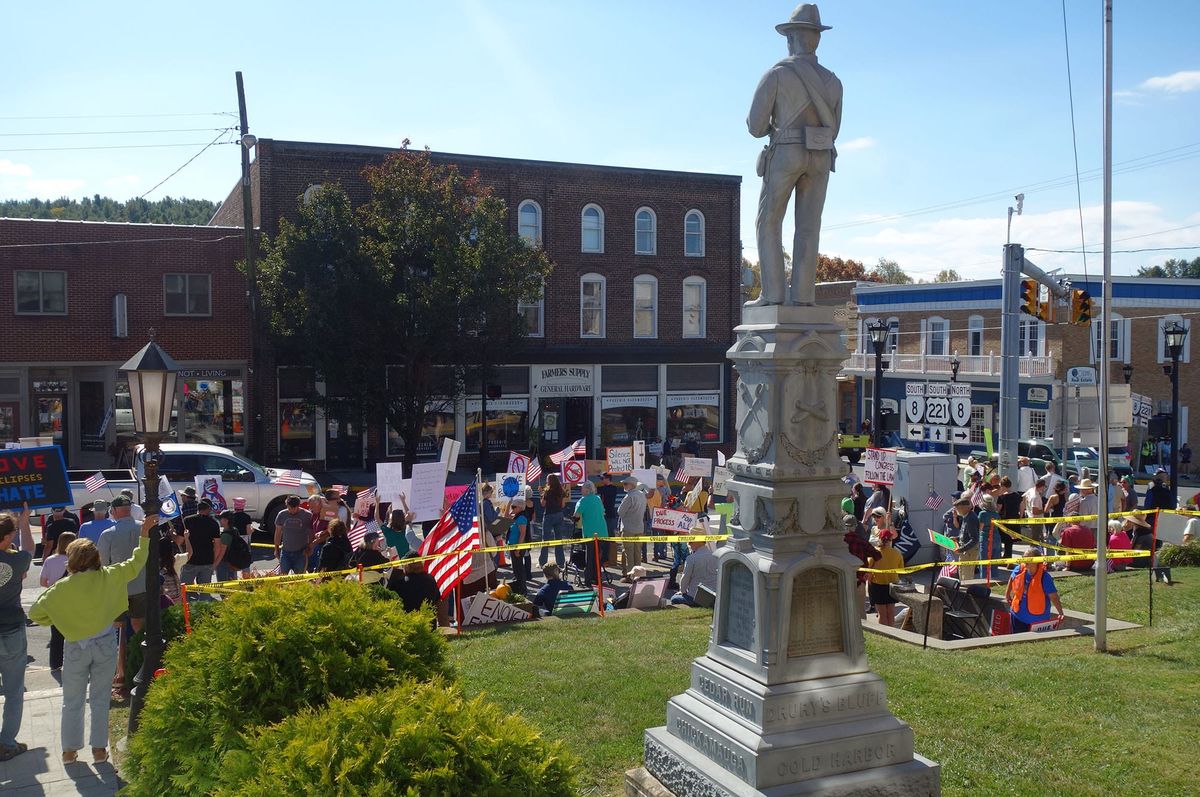 Second No Kings Day protest draws Floyd crowd