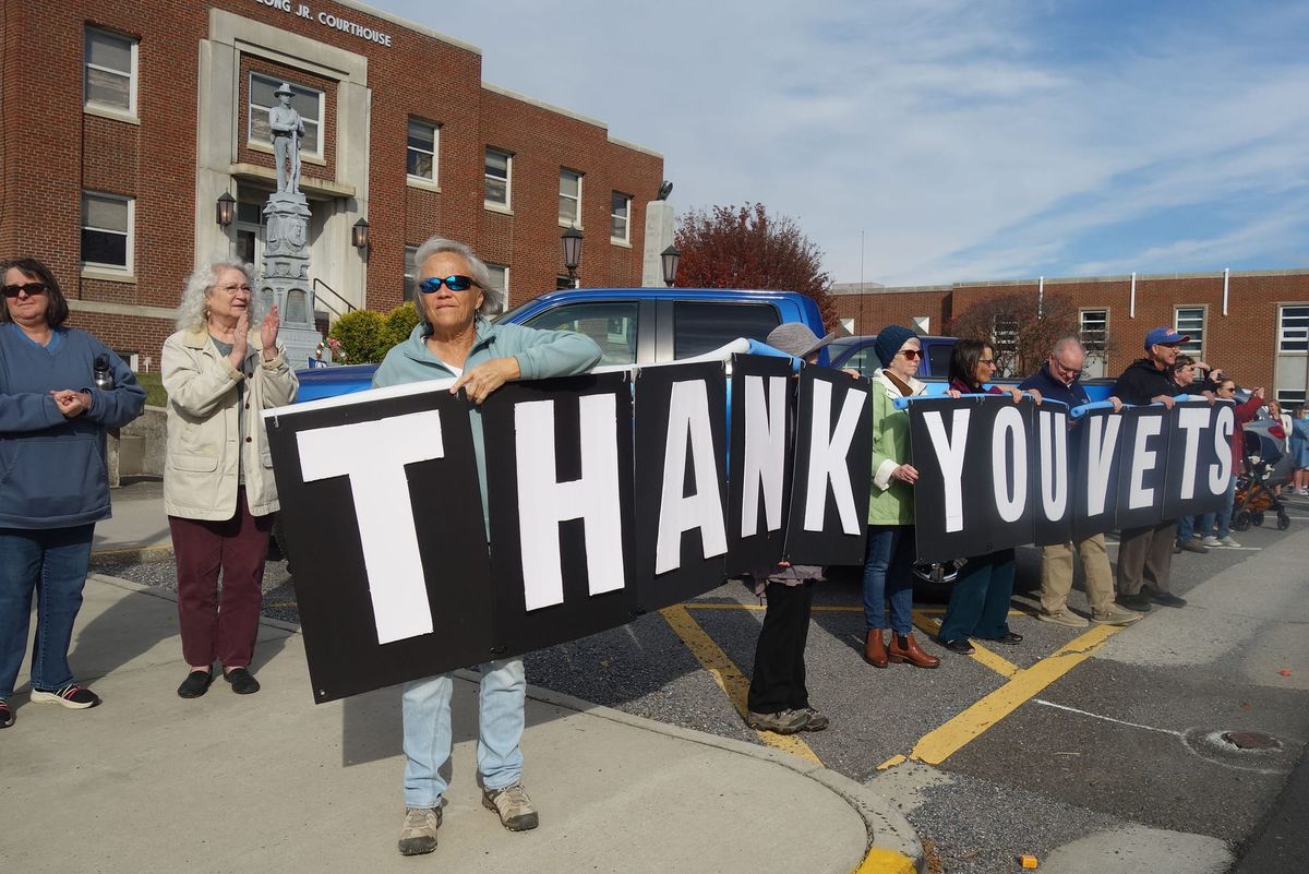 Floyd County honors its veterans with annual parade
