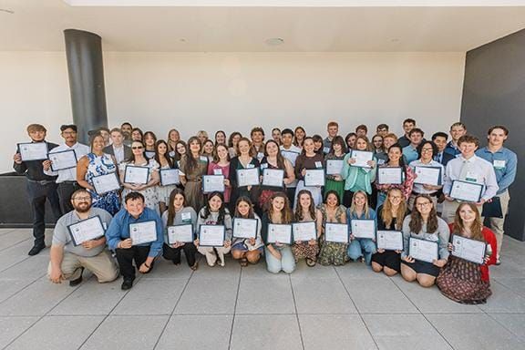 18 Floyd High students receive CFNRV scholarships