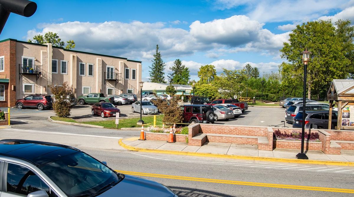 Town Council eyes parking lot improvements