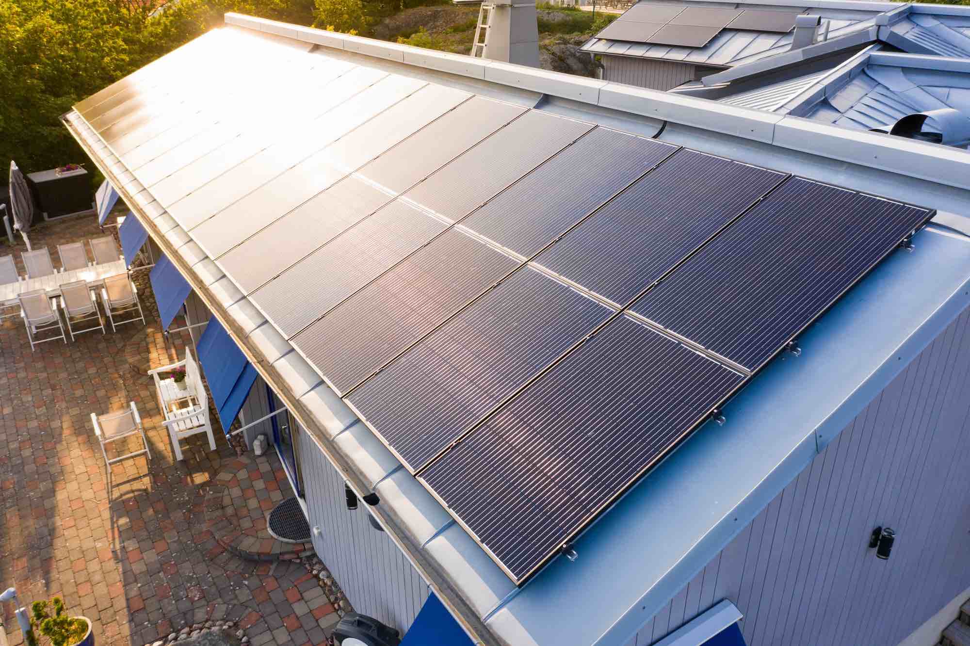 Solceller på tak.