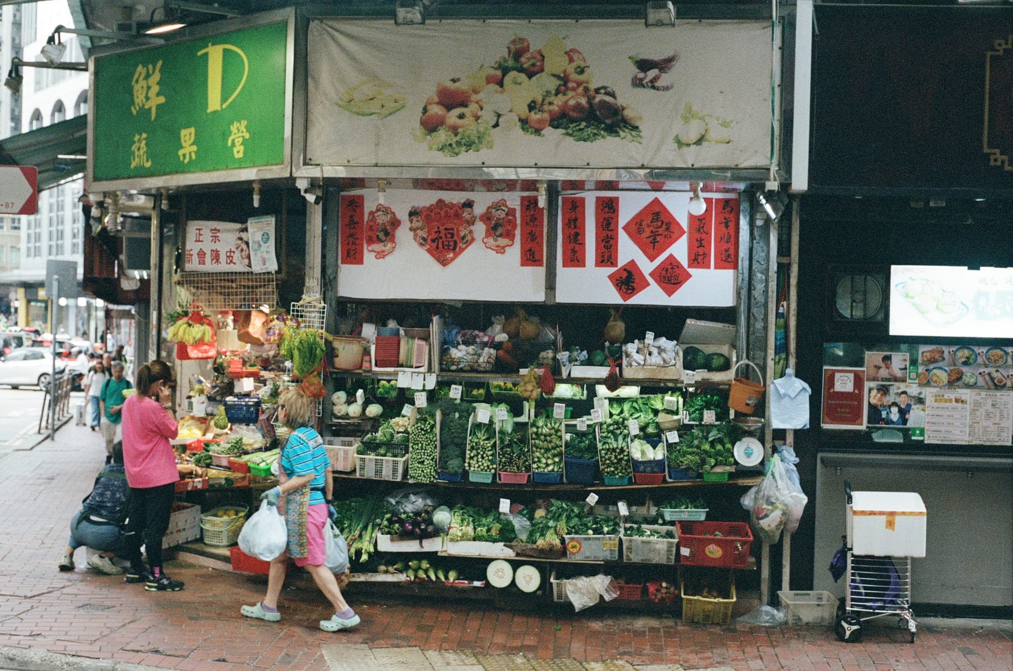 How to publish film photography on Unsplash - free hi res film photography