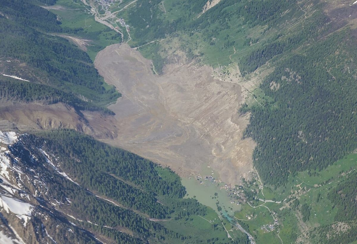 Blatten nach dem Bergsturz: Luftaufnahme vom 30. Mai 2025.