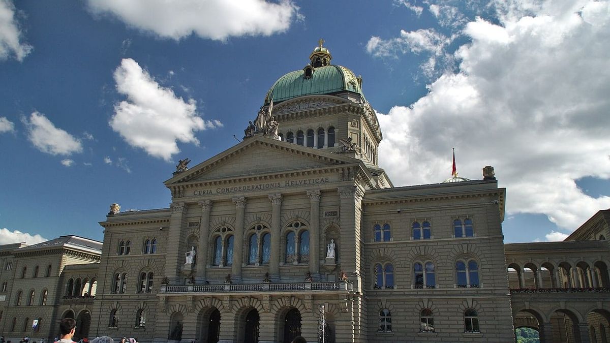 Symbolbild zum Thema viel schweiz vertraegt 2025