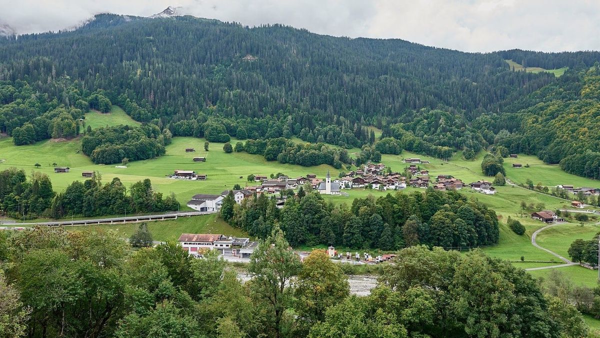 Symbolbild zum Thema leben klosters mehr nur ferienort