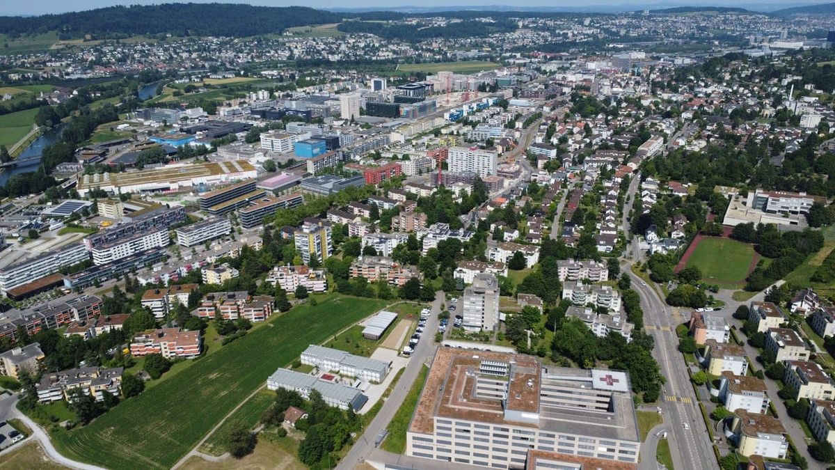 Symbolbild zum Thema leben schlieren industrieort boomenden stadt