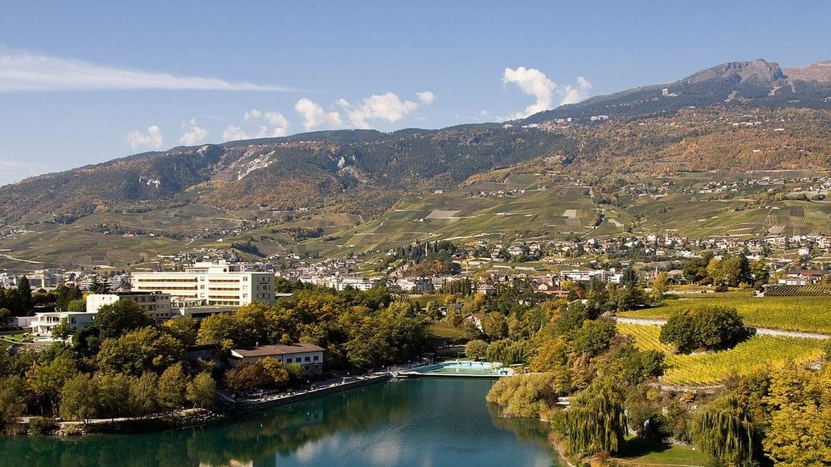 Symbolbild zum Thema leben sierre sonnenstadt wallis alltag