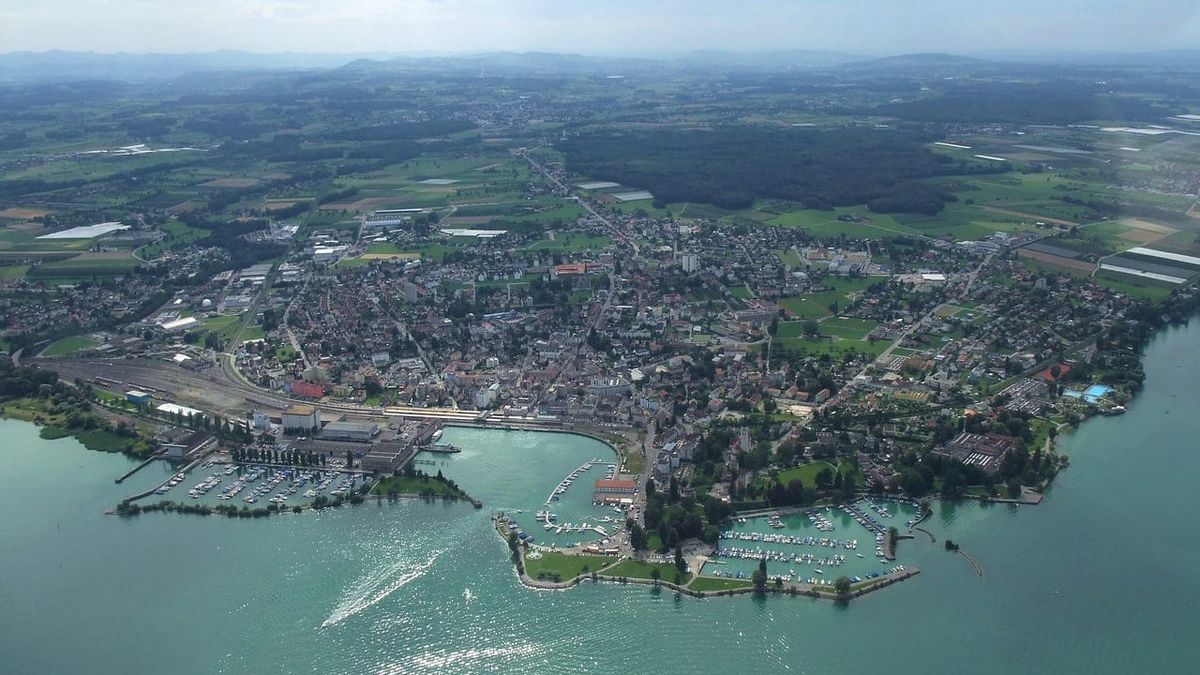 Symbolbild zum Thema leben romanshorn alltag hafenstadt bodensee