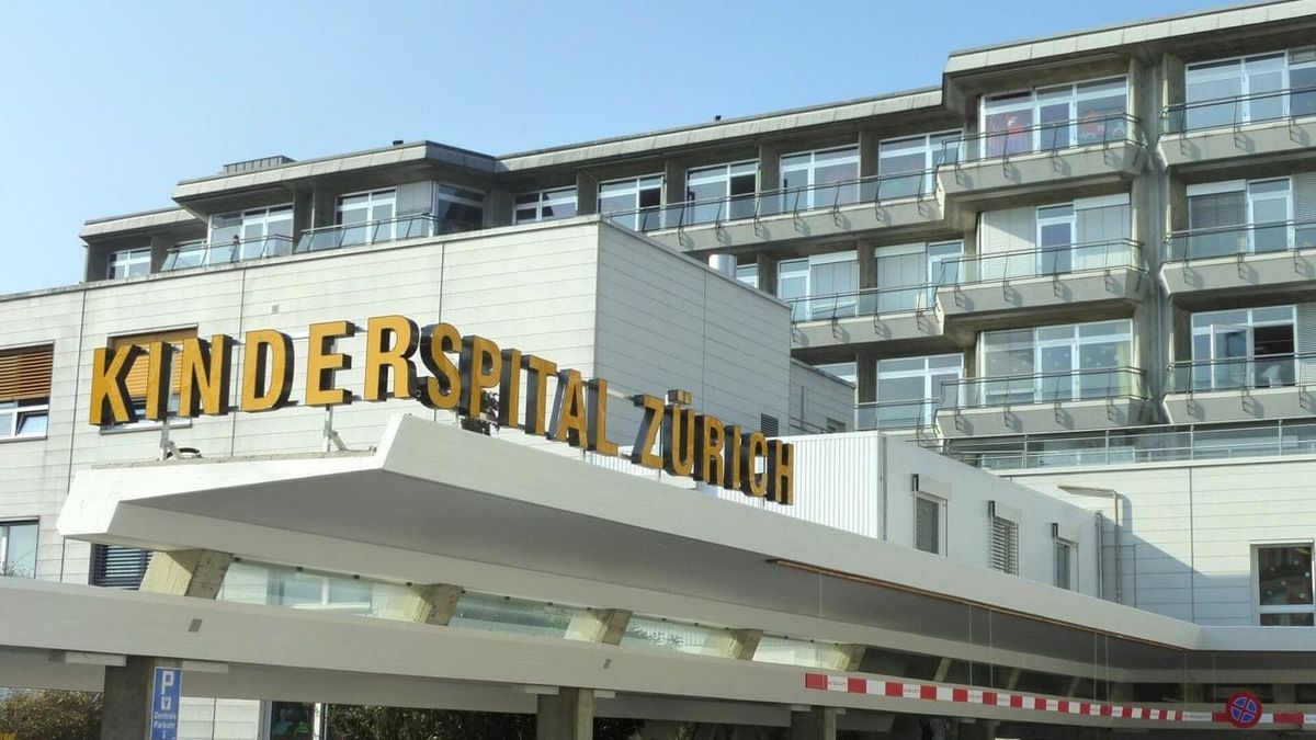 Eingang des Kinderspitals Zürich