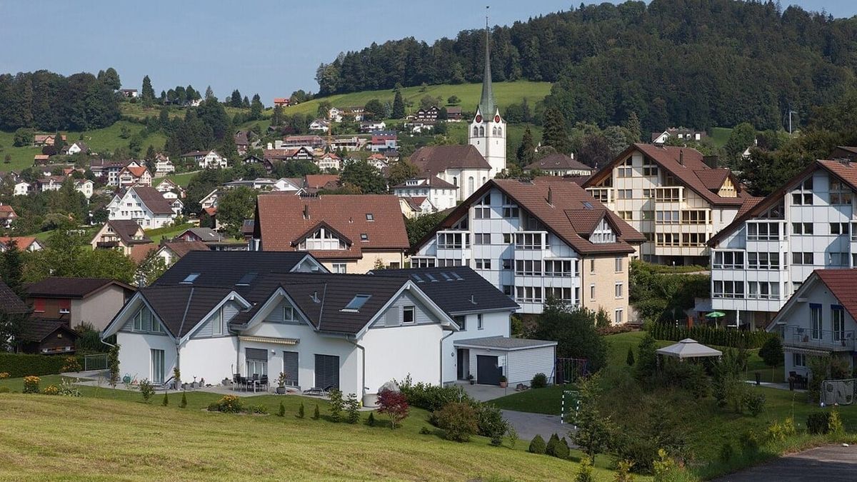 Symbolbild zum Thema leben teufen wohnen zwischen tradition