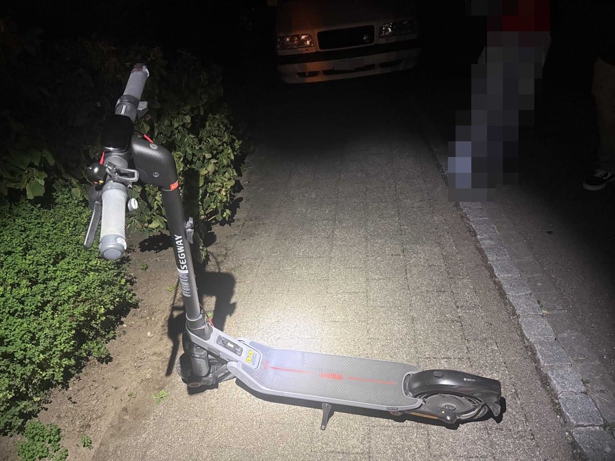 Verkehrsunfall E-Trottinett.