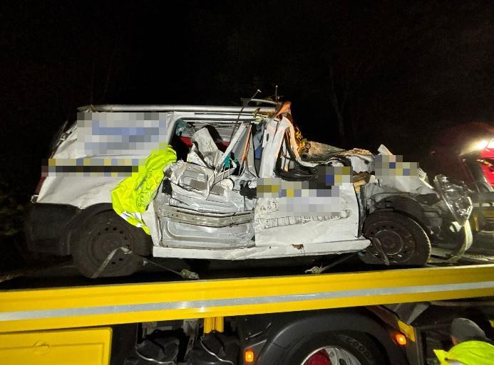Foto aus dem Originaldokument: Dornach: Selbstunfall mit Lieferwagen verursacht – Fahrzeuglenker leicht verletzt