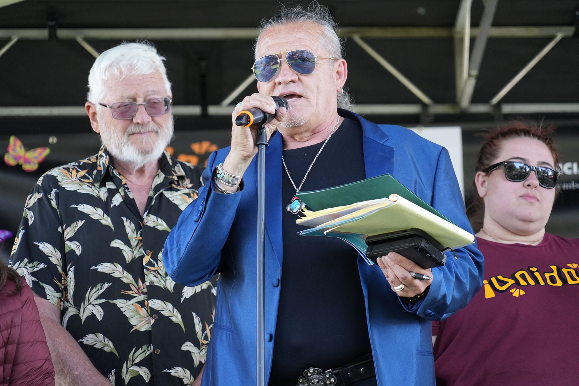 Benicia Mayor Steve Young stands with Fiestas Primavera organizer Mario Saucedo 