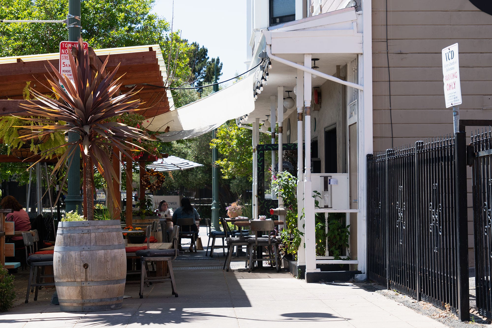 Diners enjoy a recent lunch service at Provisions' outdoor patio.