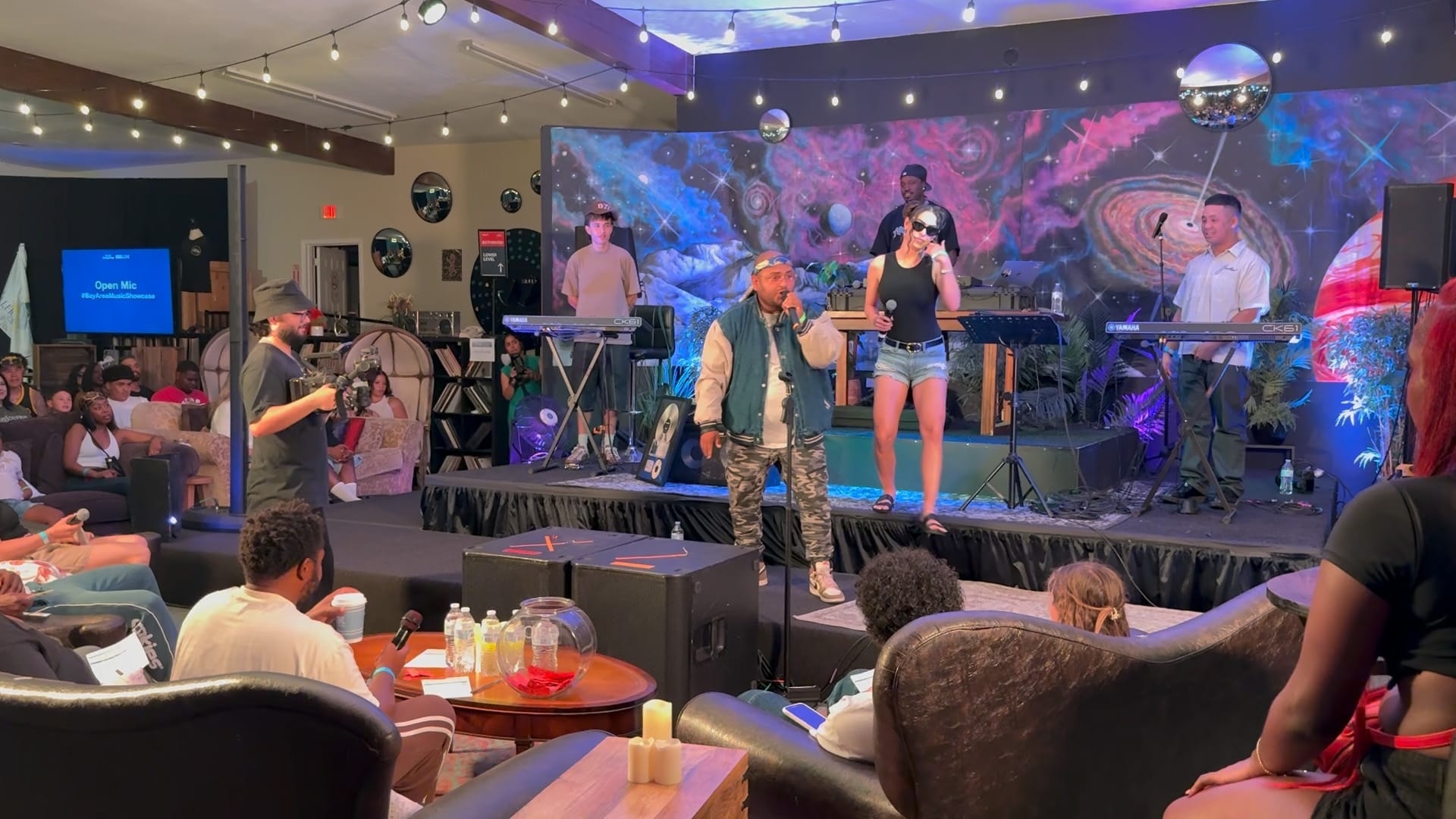 Vallejo’s own Jourdan Jade and Richmond artist Khris Sanchez on stage. 