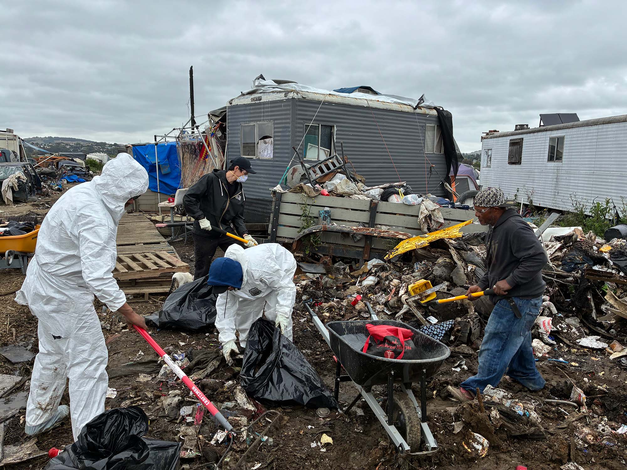 Vallejo community bands together to clean up White Slough