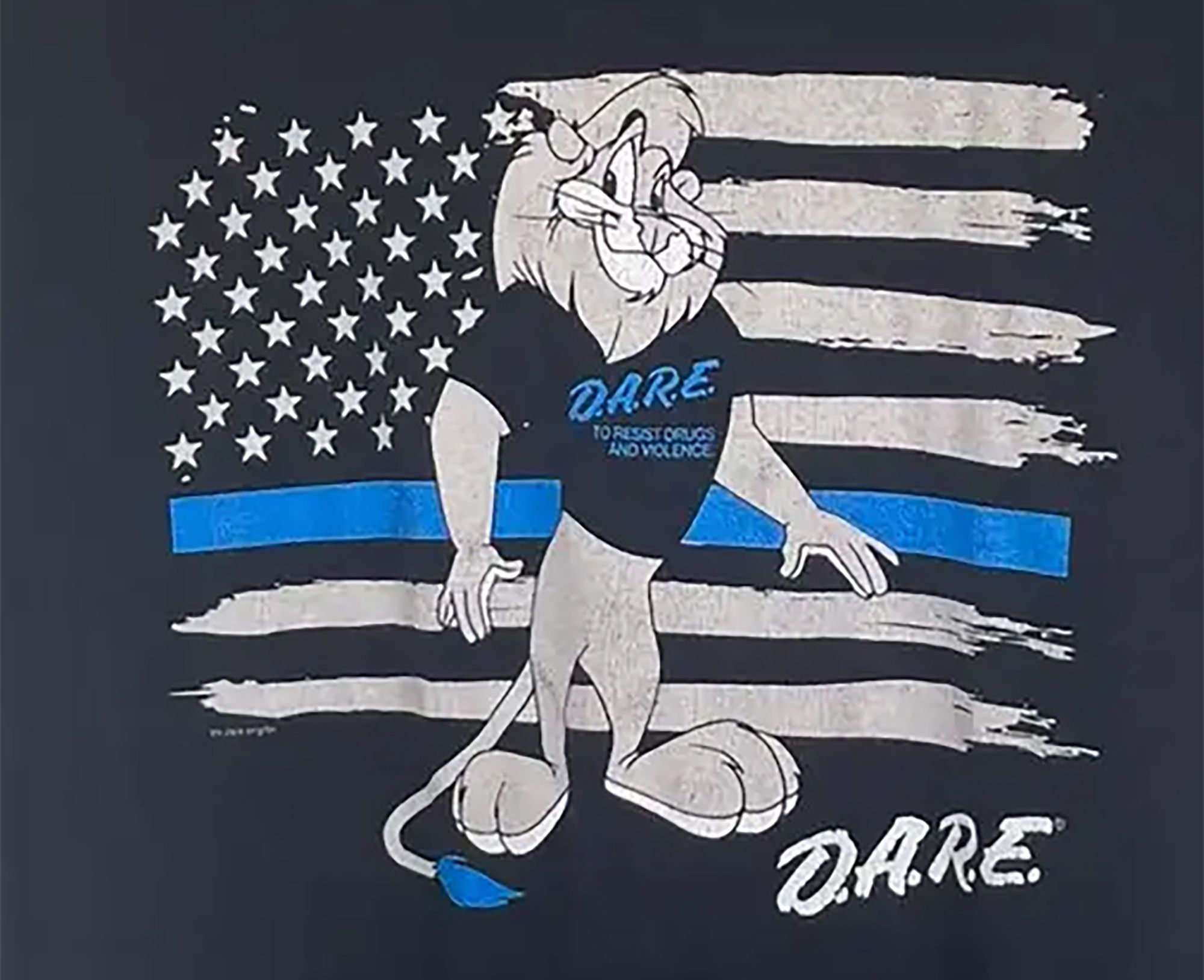 Benicia elementary school apologizes for handing out ‘thin blue line’ T-shirts