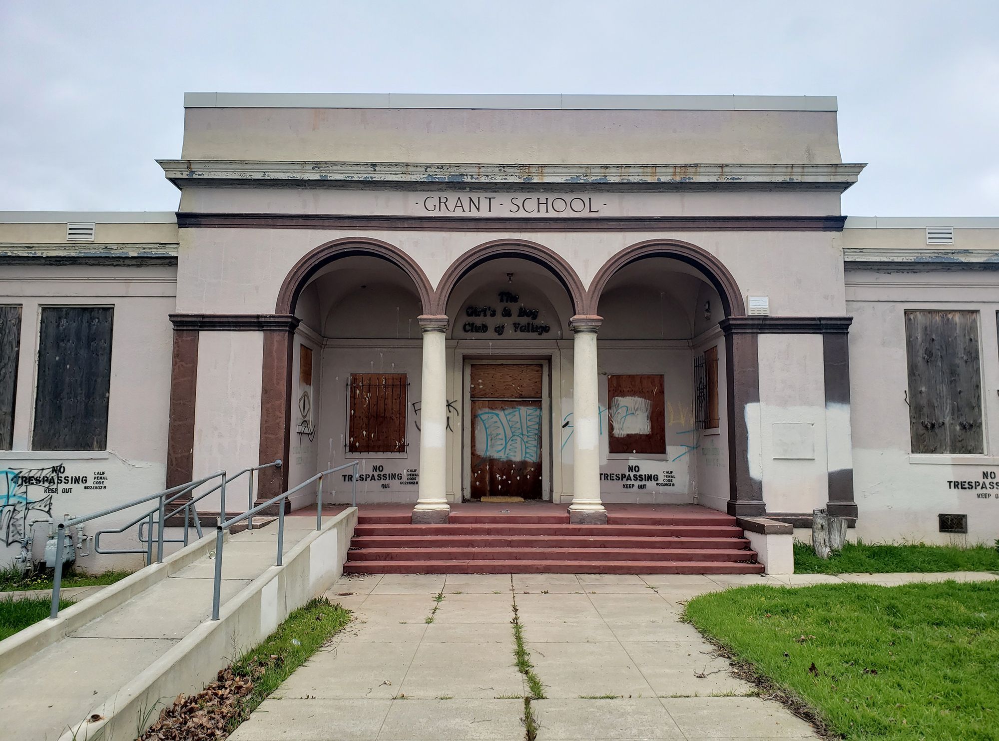 Vallejo City Council votes to buy two schools for community projects