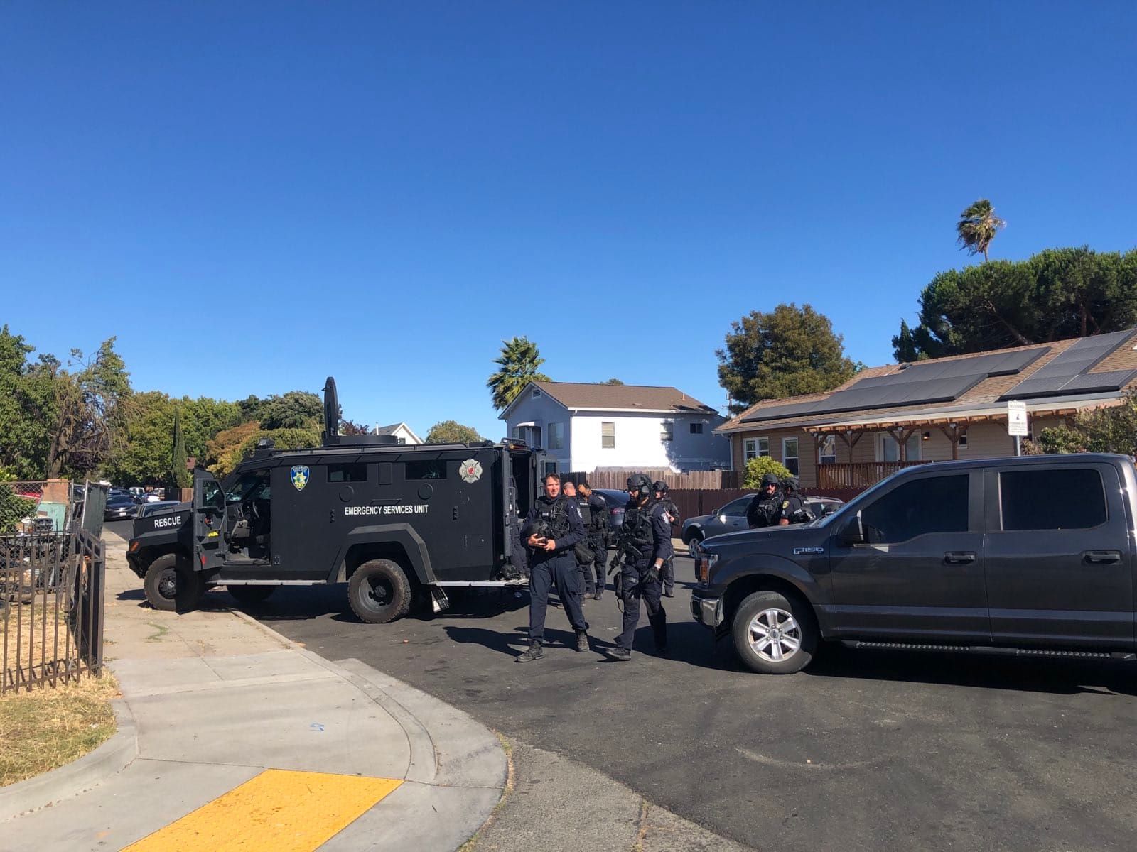 Vallejo police raid empty house seeking shotgun-wielding man