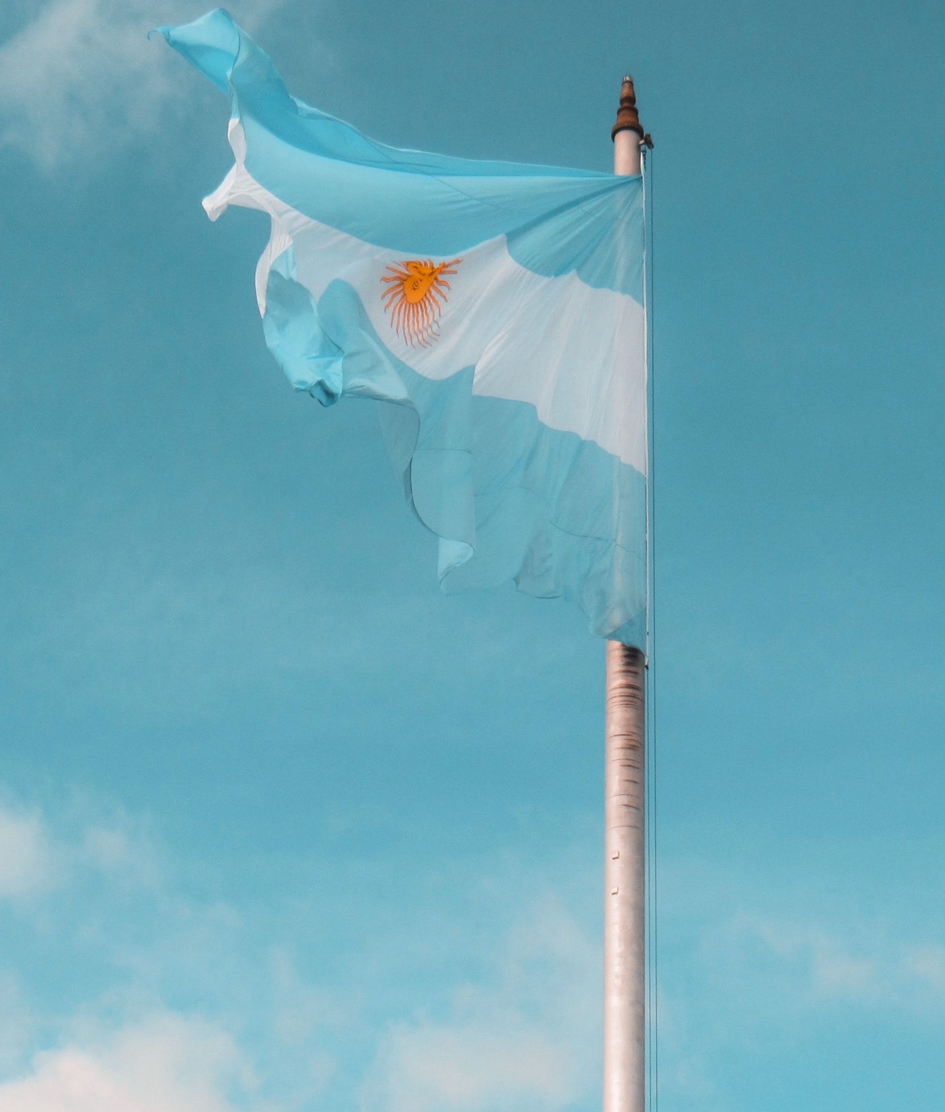 La política de no-despidos cumple 9 meses (y contando) en Argentina: ¿cómo les ha ido?