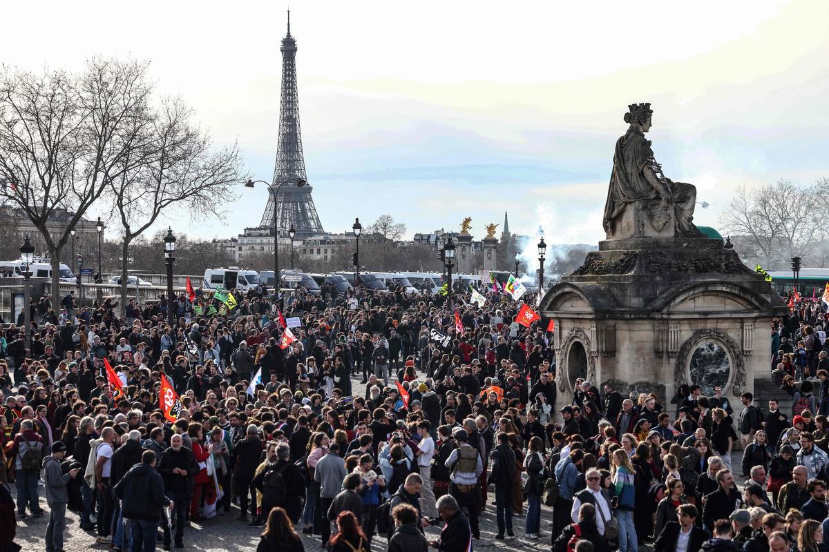 _1_france_protest_main-1.jpg